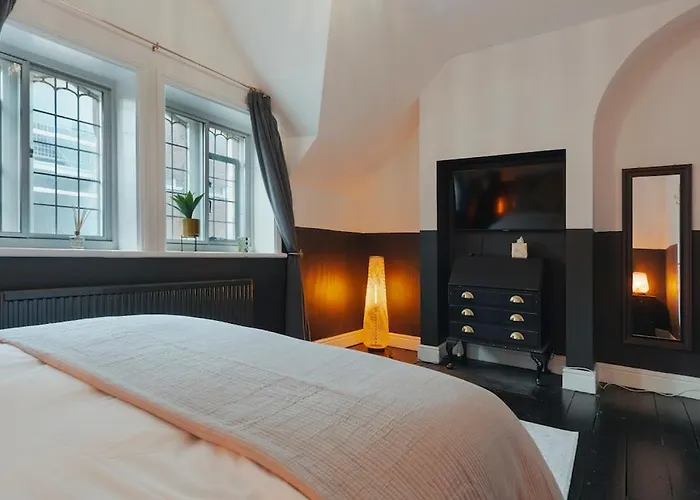In The Heart Of Chester, Historical & Stylish